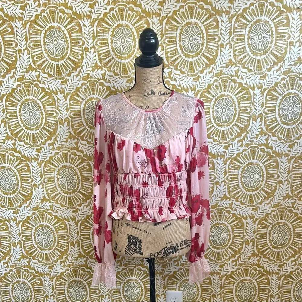 NWT Free People Daphne Floral Chiffon Lace Cropped Blouse in Romantic Combo Sz L